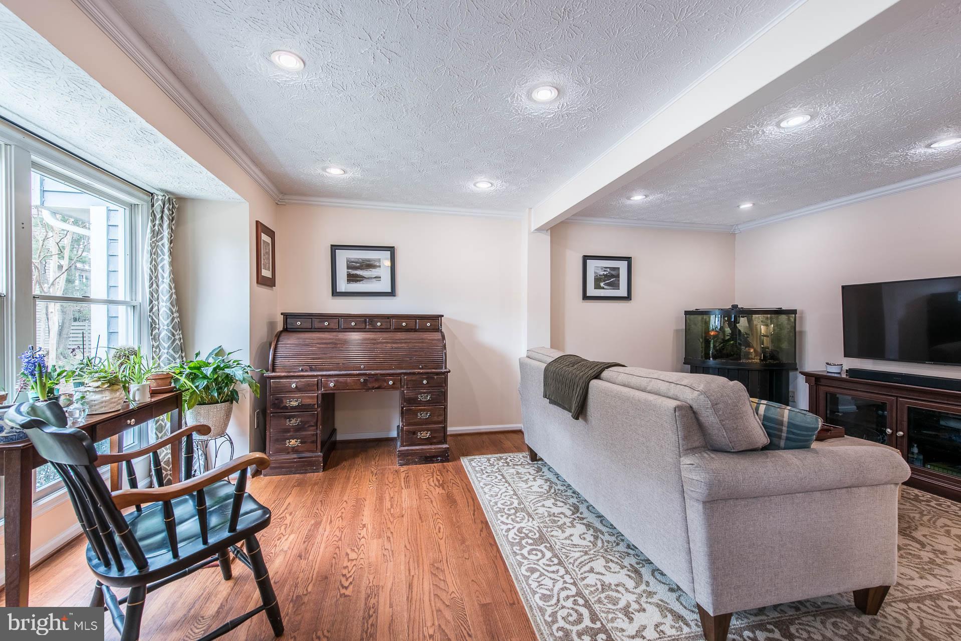 1519 Twisted Oak Drive Reston, VA 20194 - Photo 10 of 72