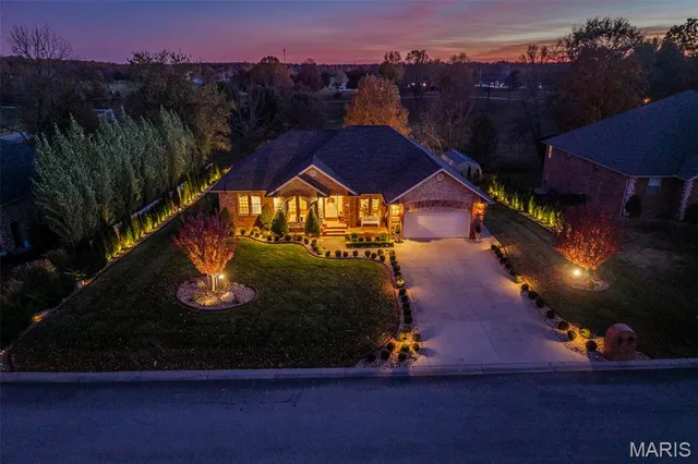 $589,900 | 2541 Copperwood Drive, Lebanon, MO 65536