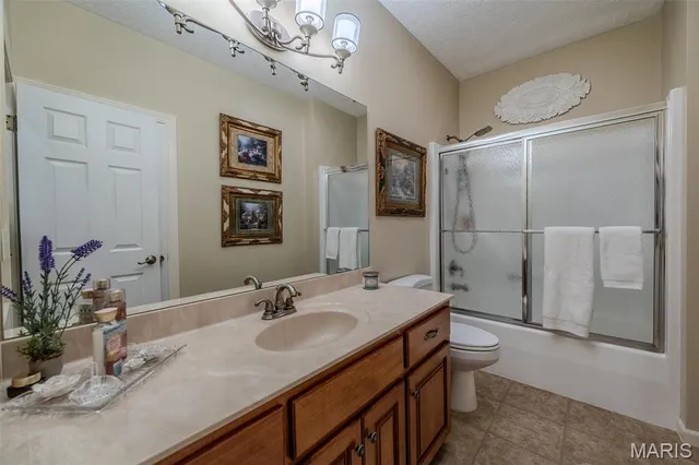 $589,900 | 2541 Copperwood Drive, Lebanon, MO 65536