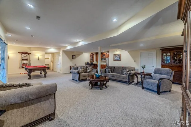 $589,900 | 2541 Copperwood Drive, Lebanon, MO 65536