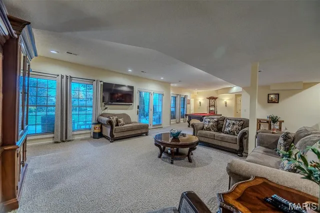 $589,900 | 2541 Copperwood Drive, Lebanon, MO 65536