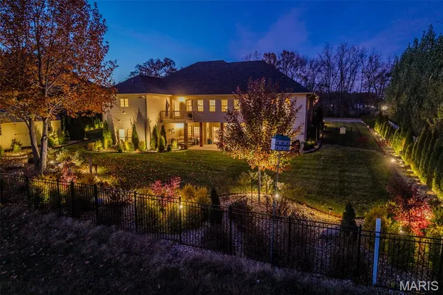 $589,900 | 2541 Copperwood Drive, Lebanon, MO 65536