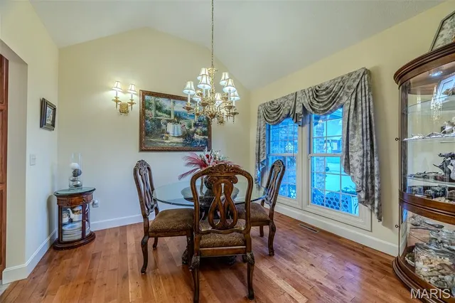 $589,900 | 2541 Copperwood Drive, Lebanon, MO 65536