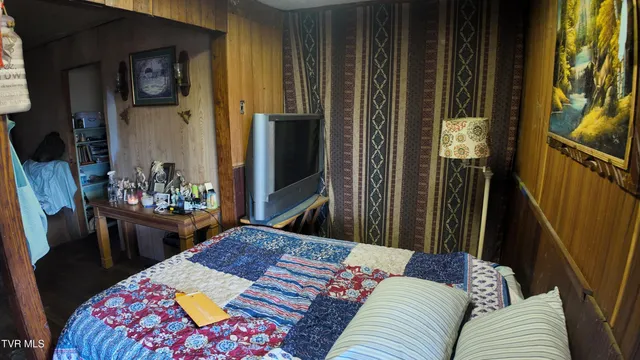 $79,900 | 1704 North Main Avenue, Erwin, TN 37650