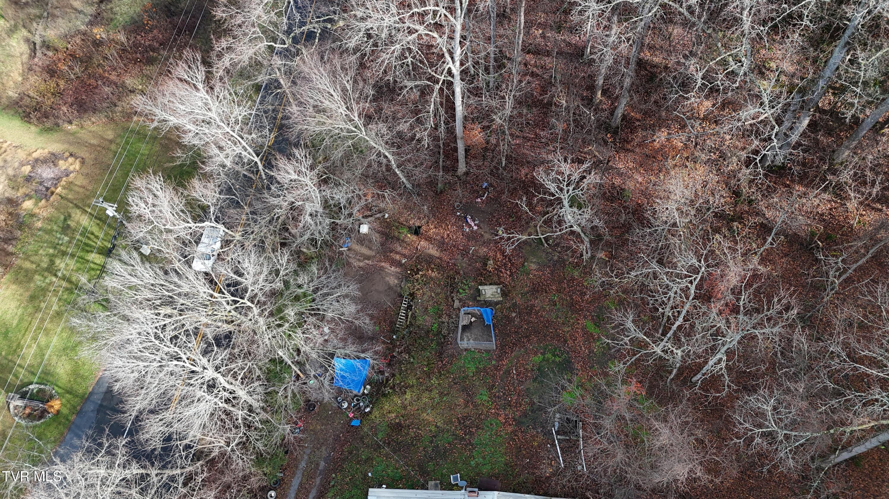 1704 North Main Avenue Erwin, TN 37650 - Photo 7 of 28 dji_fly_20251120_112414_0606_17636561233