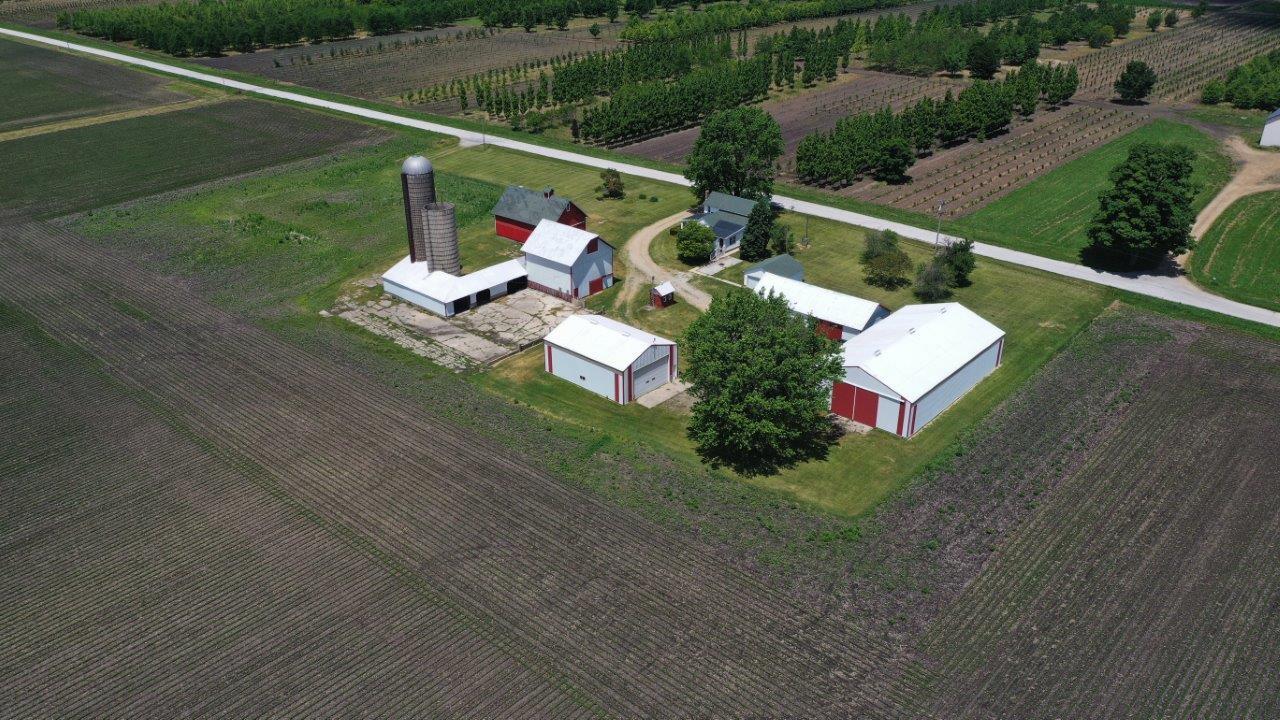 45W475 Lasher Road Elburn, IL 60119 - Photo 1 of 35
