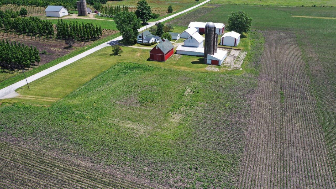 45W475 Lasher Road Elburn, IL 60119 - Photo 2 of 35