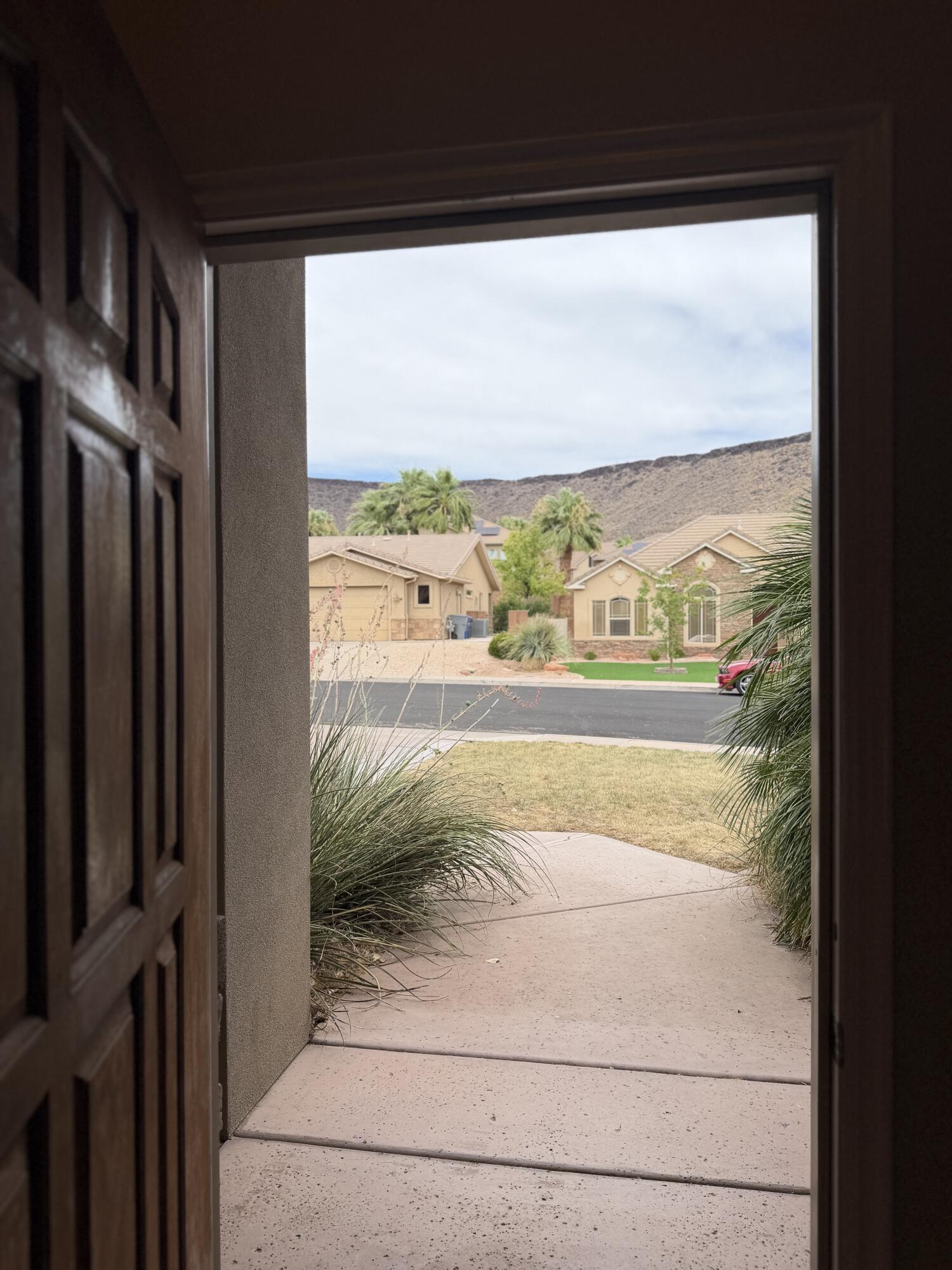 66 South 1300 W Street St. George, UT 84770 - Photo 7 of 21 Front door view