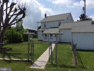 5562 Hanover Road Hanover, PA 17331 - Photo 5 of 19