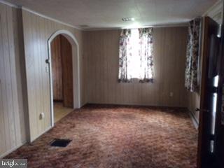 5562 Hanover Road Hanover, PA 17331 - Photo 8 of 19