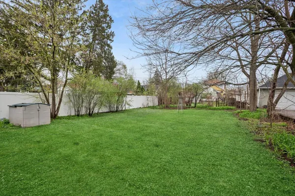 $240,000 | 127 South Princeton Avenue, Villa Park, IL 60181