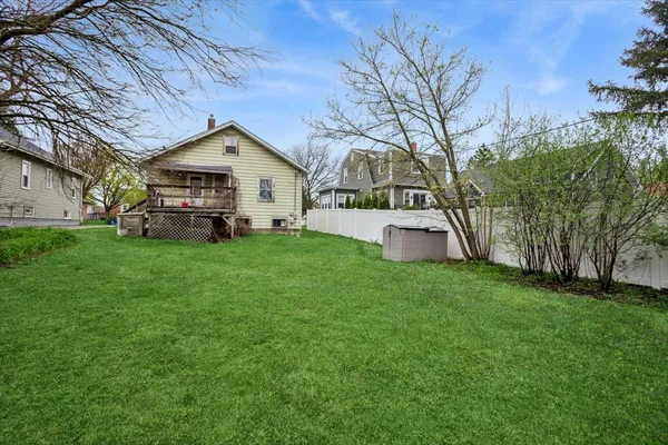 $240,000 | 127 South Princeton Avenue, Villa Park, IL 60181