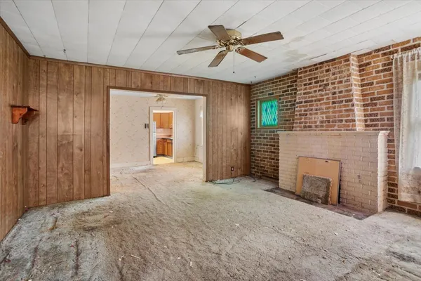 $240,000 | 127 South Princeton Avenue, Villa Park, IL 60181