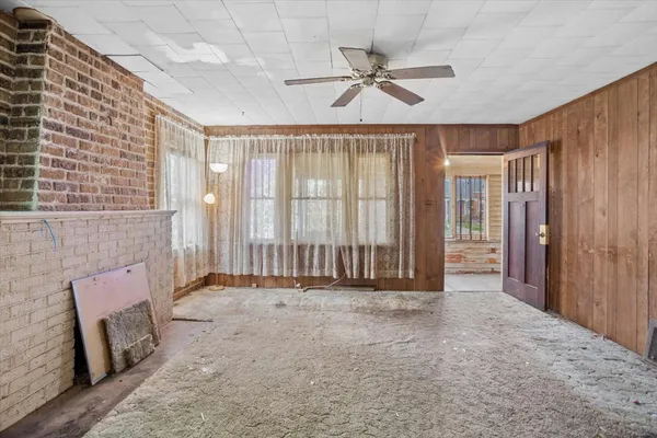 $240,000 | 127 South Princeton Avenue, Villa Park, IL 60181
