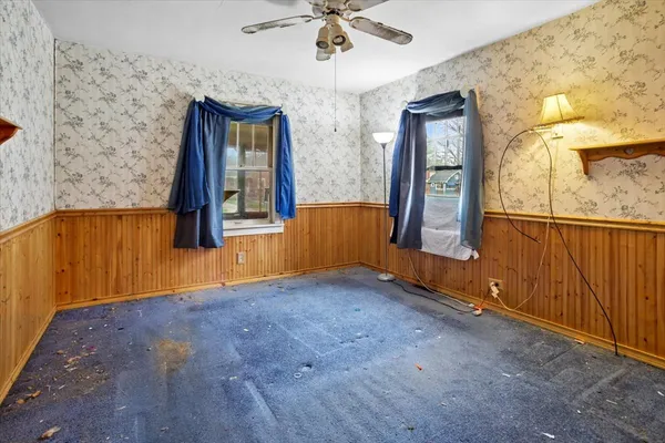 $240,000 | 127 South Princeton Avenue, Villa Park, IL 60181