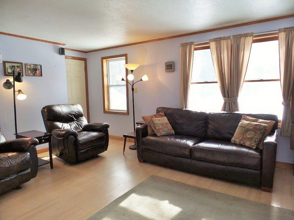 274 East Benton Road Waterville, ME 04901 - Photo 5 of 30 Living Room