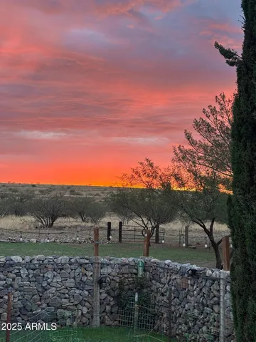 $250,000 | 30 Sunset Lane, Elgin, AZ 85611