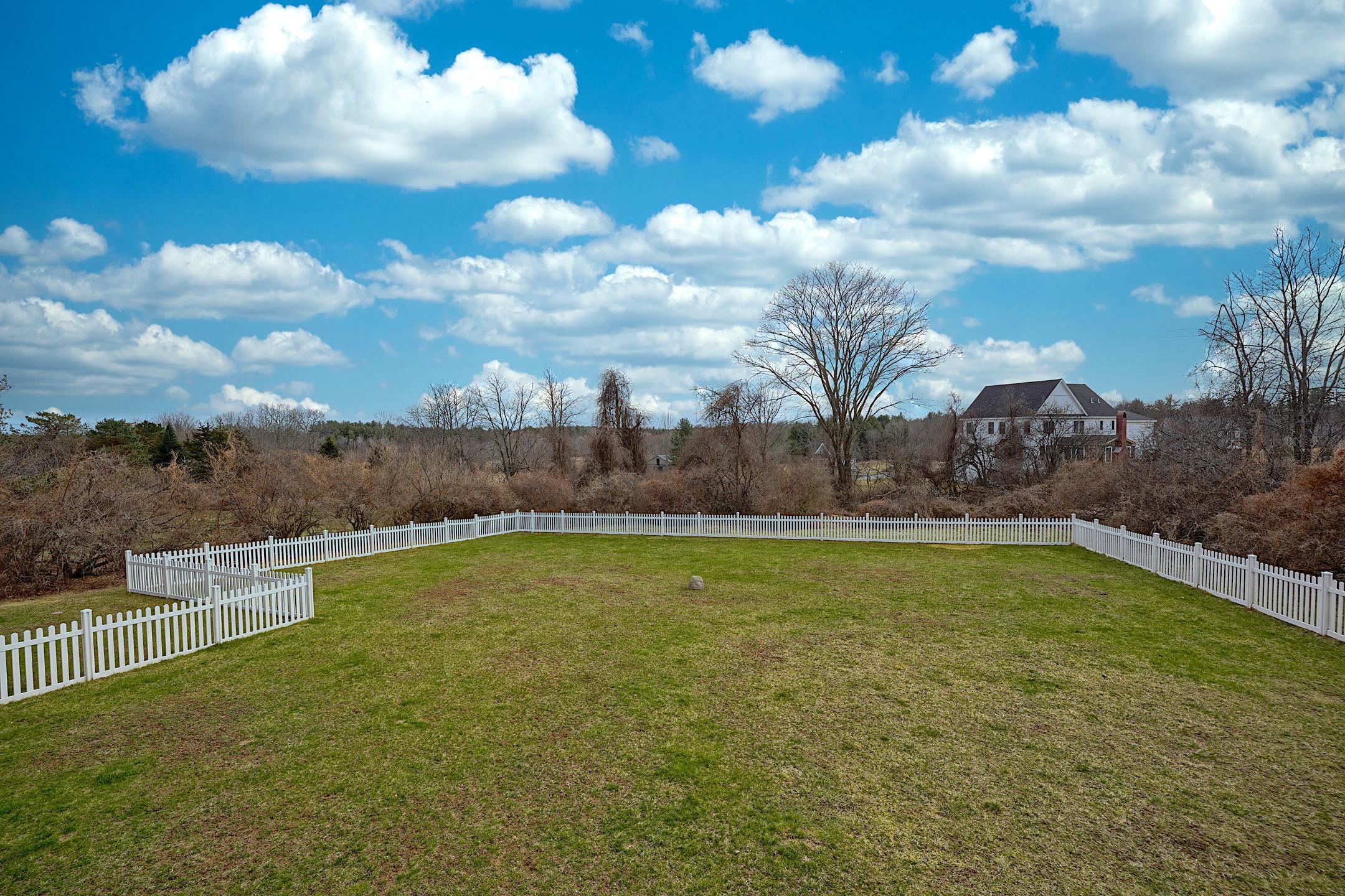 114 High Street Stratham, NH 03885 - Photo 33 of 38 Gallery Image 33