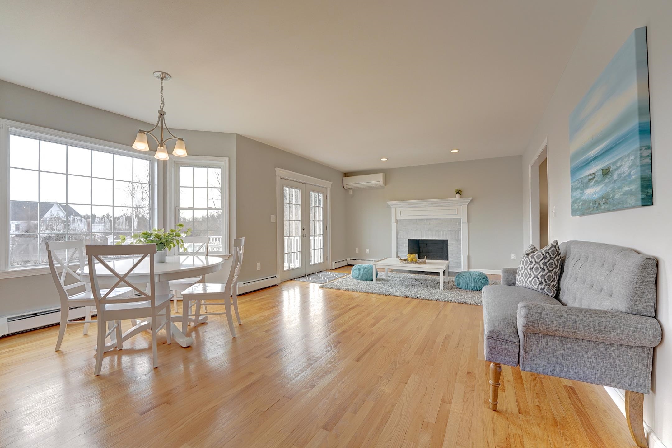114 High Street Stratham, NH 03885 - Photo 7 of 38 Gallery Image 7