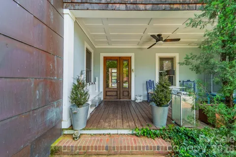 a view of outdoor space yard and patio