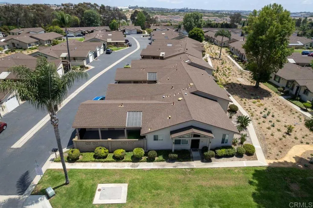 1025 Plover Way, Unit 3 Oceanside, CA 92057 - Photo 19 of 28