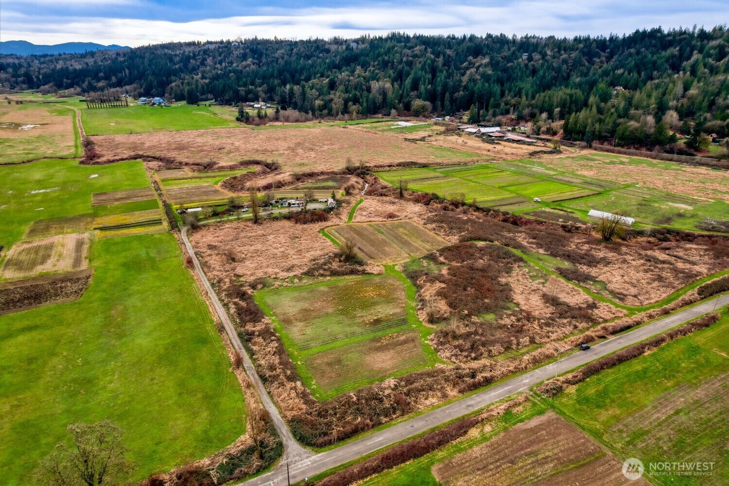 26929 Northeast 100th Street Carnation, WA 98014 - Photo 3 of 15