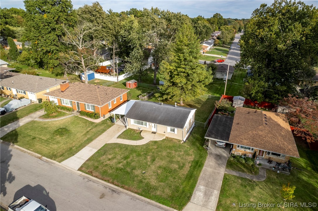 2592 East Robin Road New Albany, IN 47150 - Photo 2 of 29 Gallery Image 2