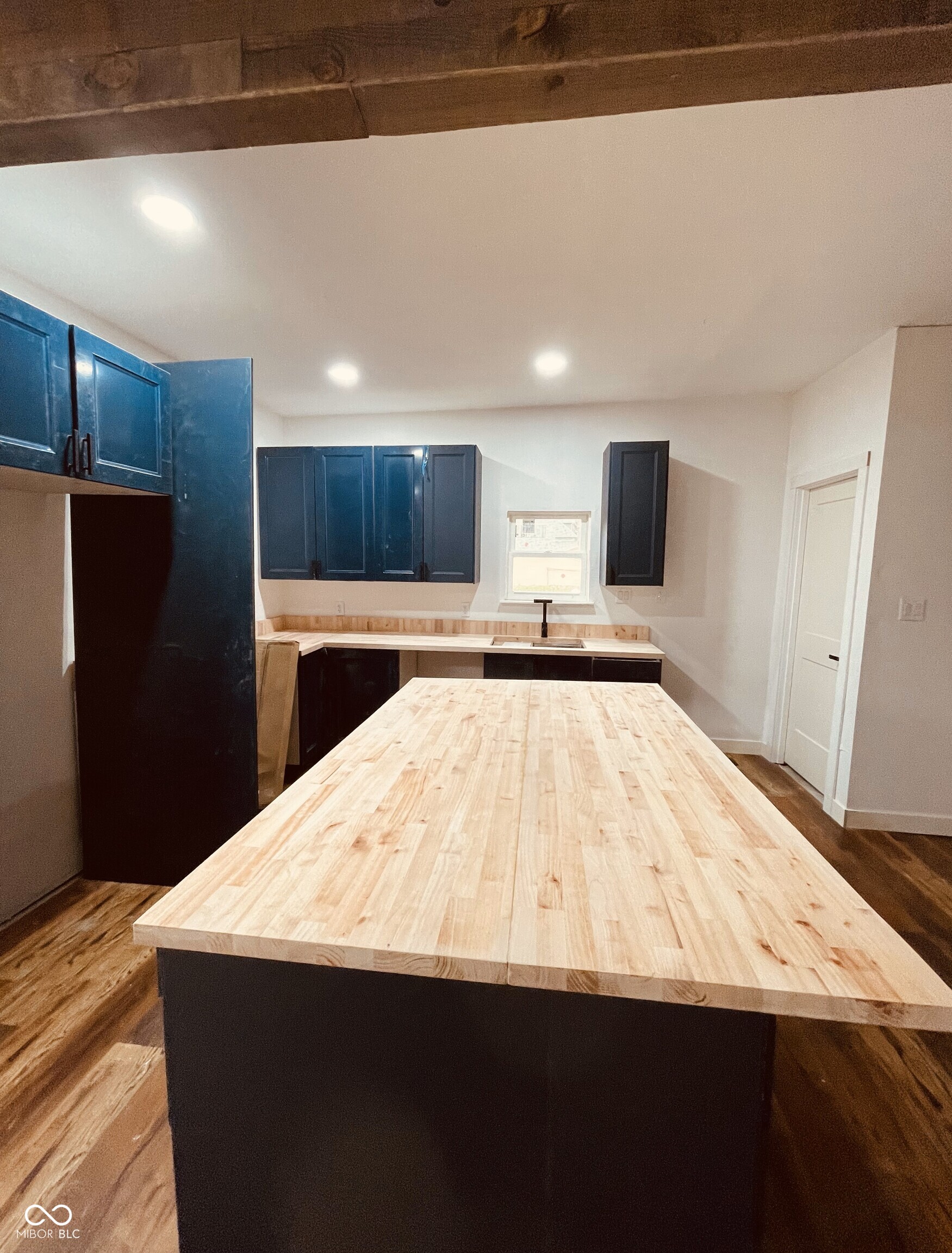 905 West 3rd Street Anderson, IN 46016 - Photo 8 of 18