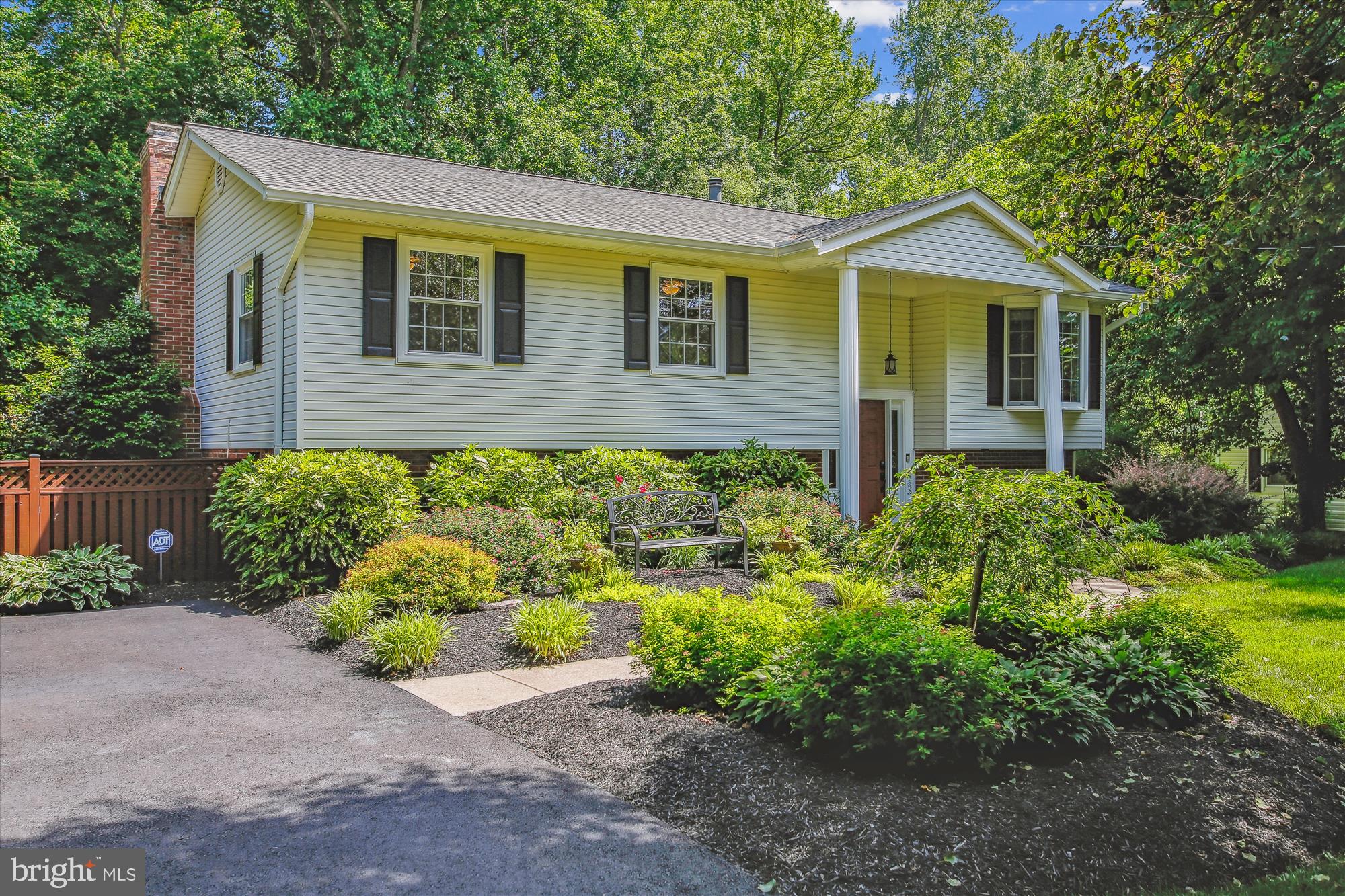 8919 Union Farm Road Alexandria, VA 22309 - Photo 2 of 70 Gallery Image 2