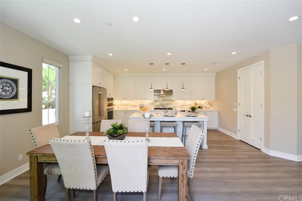 145 Dolci Irvine, CA 92602 - Photo 14 of 40