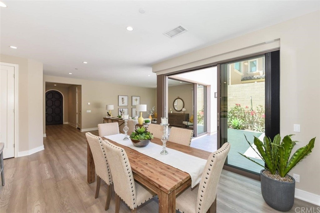 145 Dolci Irvine, CA 92602 - Photo 15 of 40