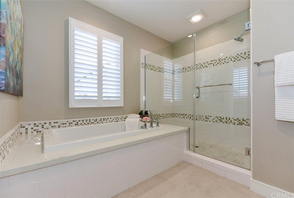 145 Dolci Irvine, CA 92602 - Photo 23 of 40