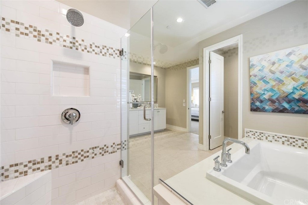 145 Dolci Irvine, CA 92602 - Photo 24 of 40