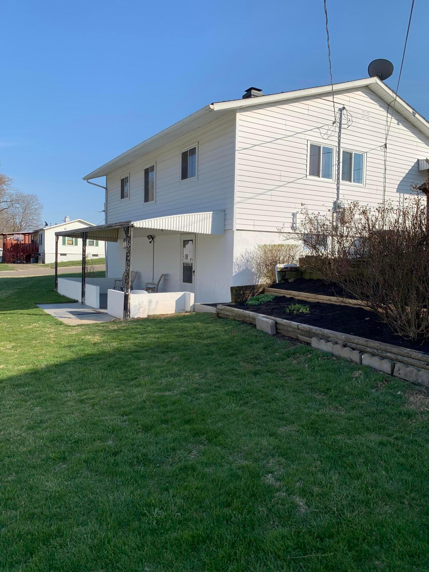 424 Watt Street Circleville, OH 43113 - Photo 6 of 43 Back Yard
