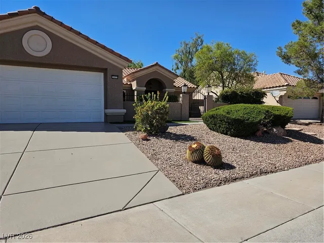 $2,575 | 3033 Isaac River Drive, Las Vegas, NV 89134