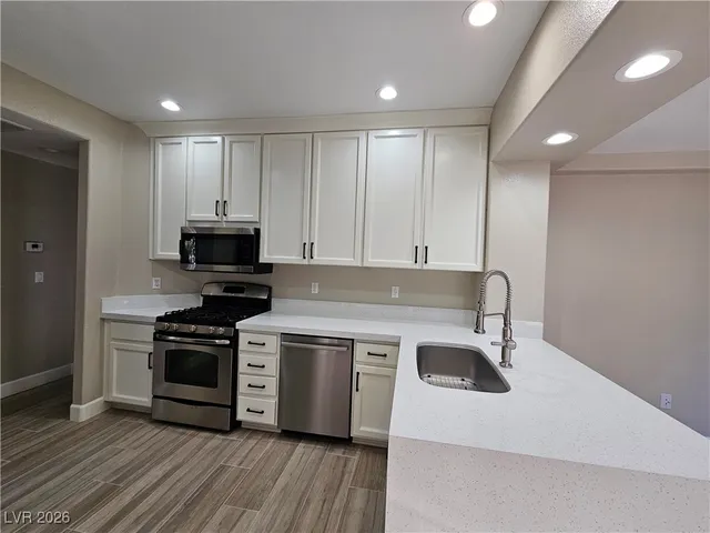 $2,575 | 3033 Isaac River Drive, Las Vegas, NV 89134