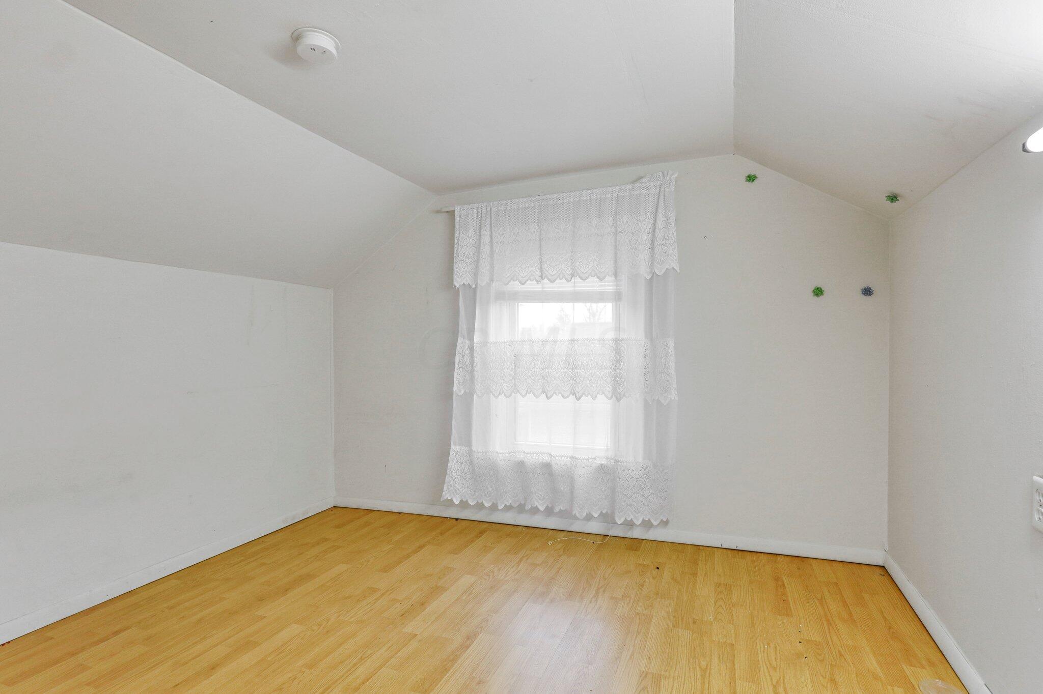 3078 Lewis Road Columbus, OH 43207 - Photo 28 of 87 Attic- low ceiling height