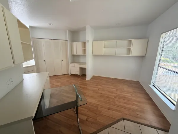 $750 | 7901 Cambridge Street, Unit 104, Houston, TX 77054