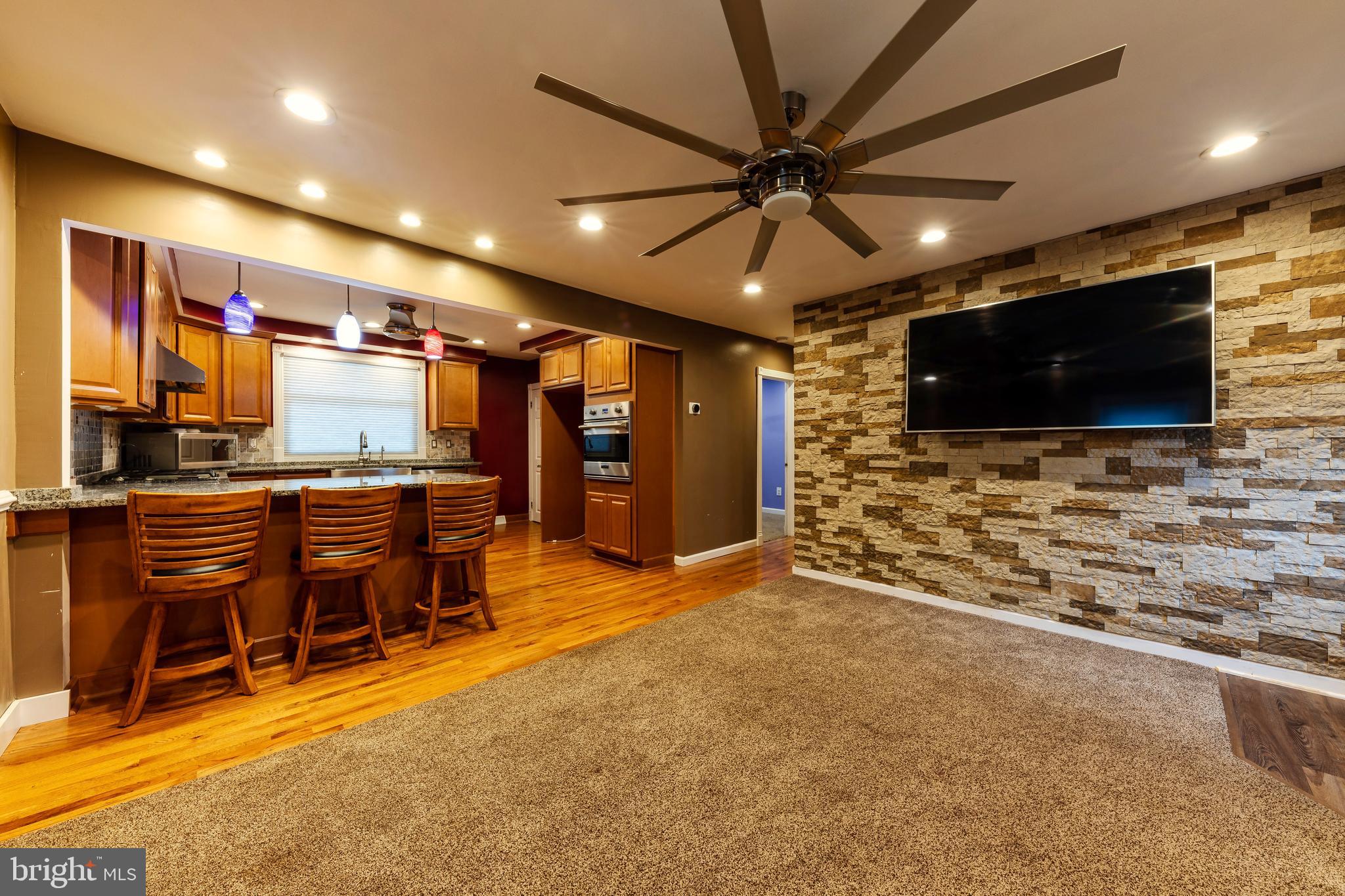 27 Battles Road Williamstown, NJ 08094 - Photo 4 of 50 Gallery Image 4