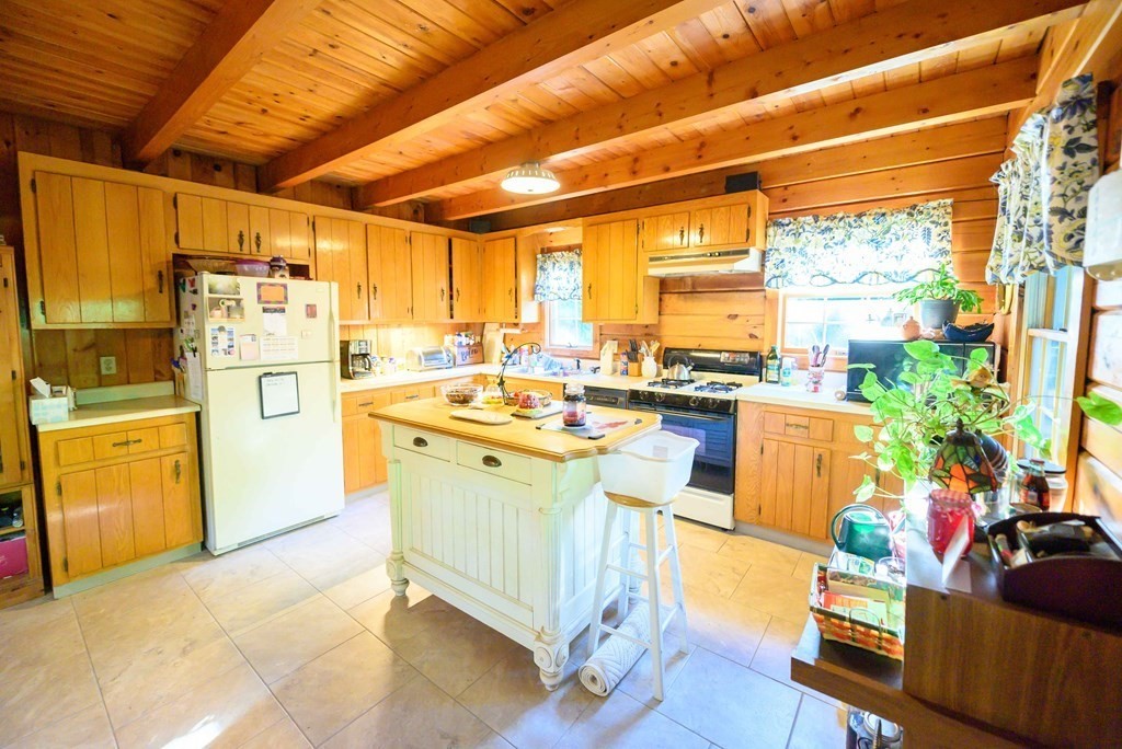 37 Bondsville Road Ludlow, MA 01056 - Photo 13 of 42 Gallery Image 13