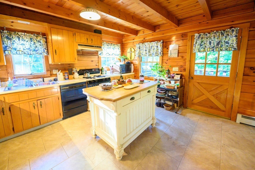 37 Bondsville Road Ludlow, MA 01056 - Photo 16 of 42 Gallery Image 16