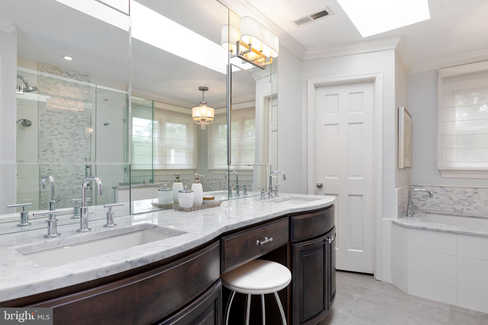 11406 Wild Bramble Way Reston, VA 20194 - Photo 45 of 87 *SPECTACULAR* Recessed Robern Medicine Cabinets!