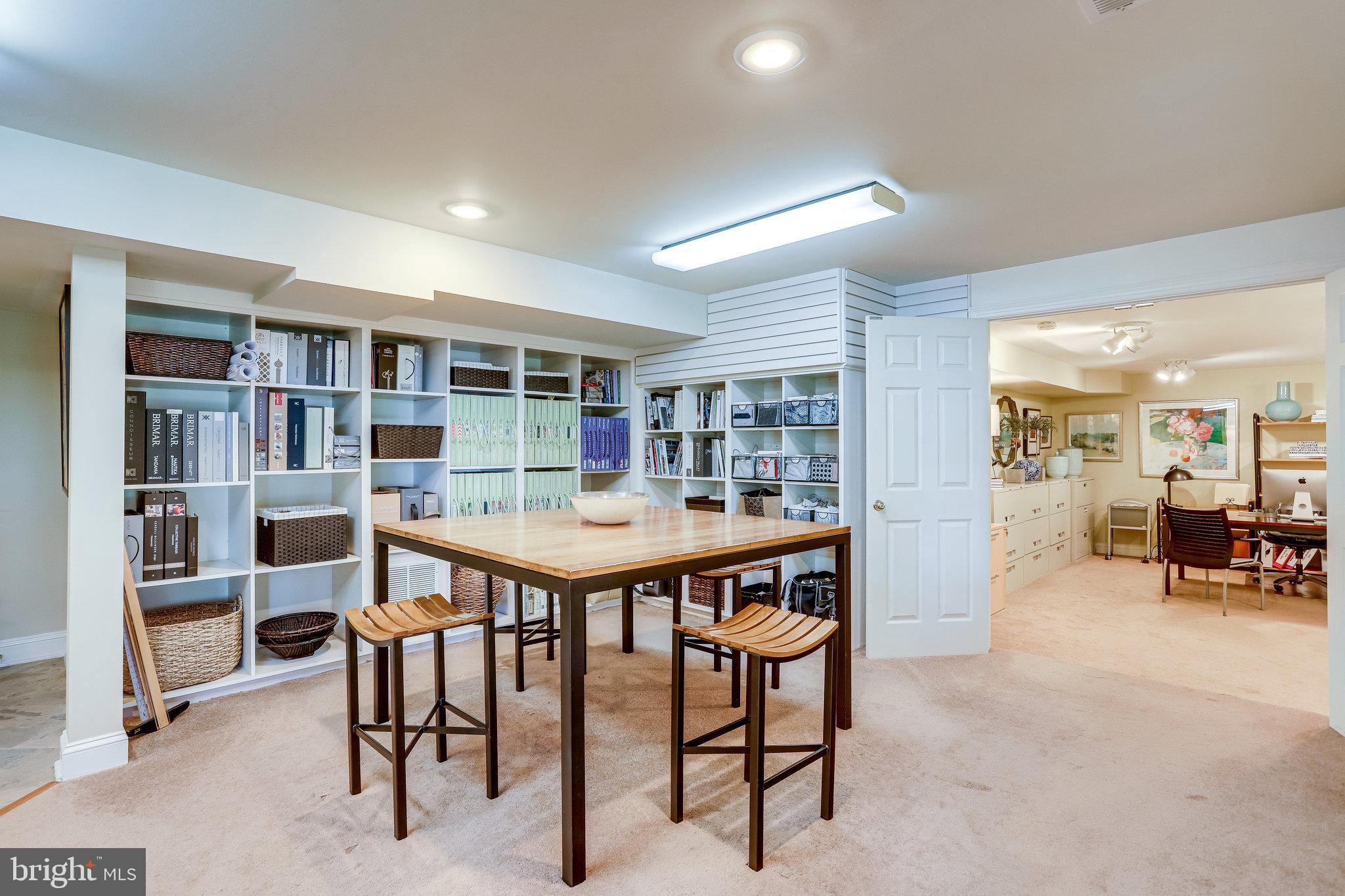 11406 Wild Bramble Way Reston, VA 20194 - Photo 69 of 87 This space is AWESOME for Art's & Crafts!!