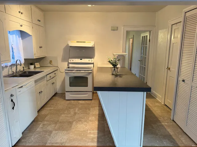 $128,000 | 1201 Oakland Street, South Bend, IN 46615