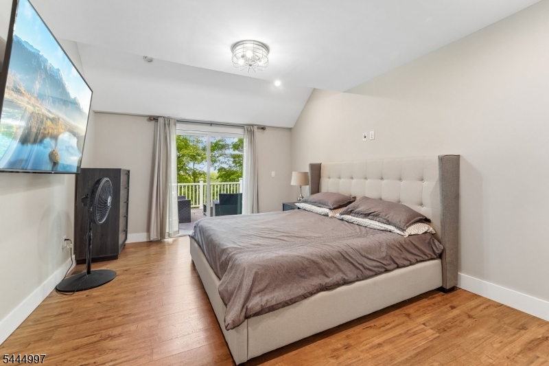 157 West Lindsley Road Cedar Grove, NJ 07009 - Photo 17 of 34