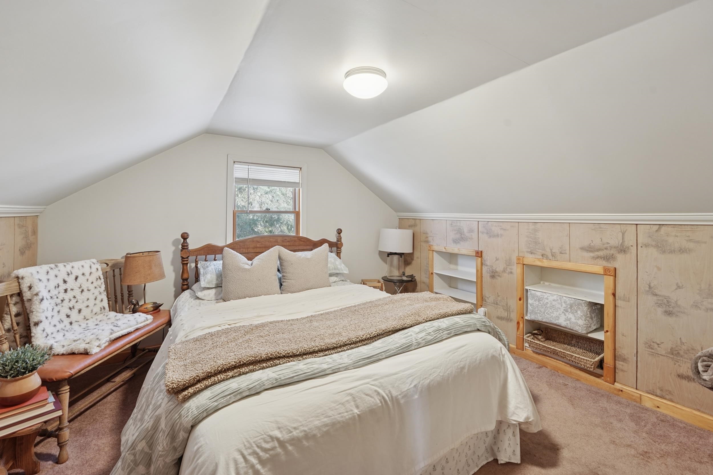 52 Thomson Road Esko, MN 55733 - Photo 9 of 20 Bedroom featuring vaulted ceiling and carpet floors