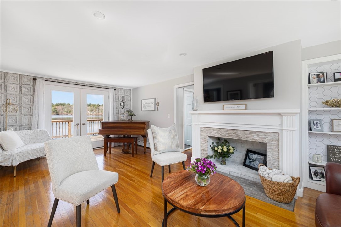 18 Maple Root Road Coventry, RI 02816 - Photo 4 of 44