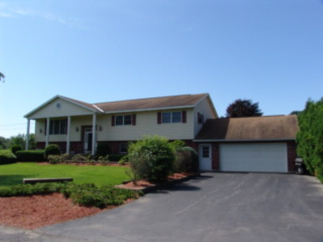 130 Evans Road Rotterdam, NY 12306 - Photo 1 of 10 Photo 1