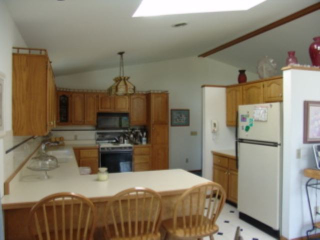 130 Evans Road Rotterdam, NY 12306 - Photo 2 of 10 Photo 2