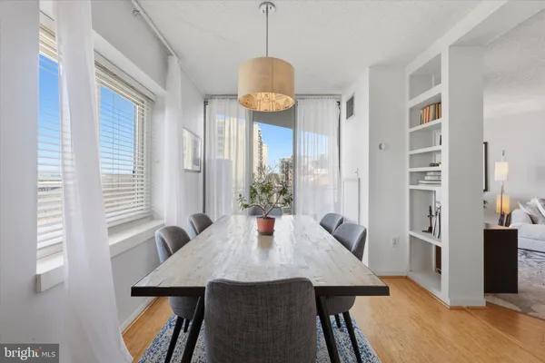 $450,000 | 2301 Cherry Street, Unit 4A, Philadelphia, PA 19103